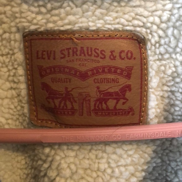 Levi’s Original Sherpa Trucker Jacket - Picture 4 of 6